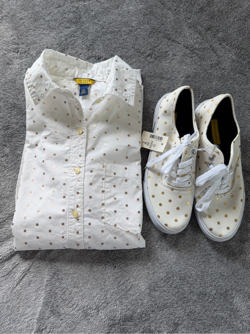 Aeropostale White Button-Up Shirt with Gold Polka Dots